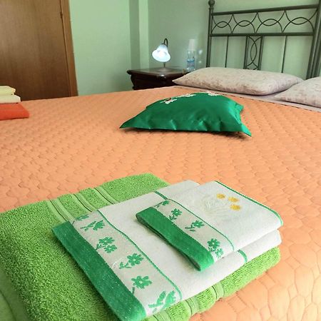 Montefusco B&B Le Colonne חדר תמונה