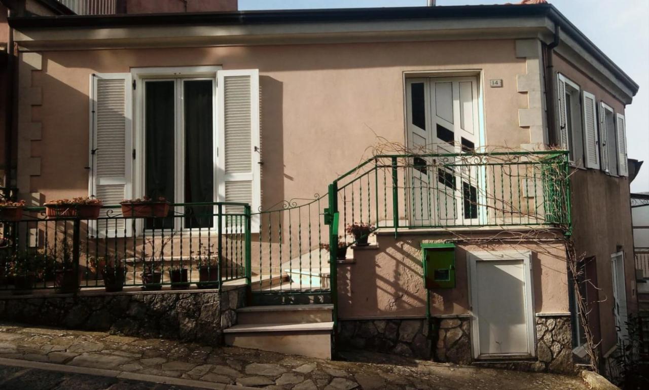 Montefusco B&B Le Colonne מראה חיצוני תמונה